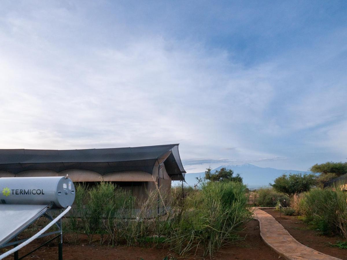 Tulia Amboseli Safari Camp Hotel Exterior photo